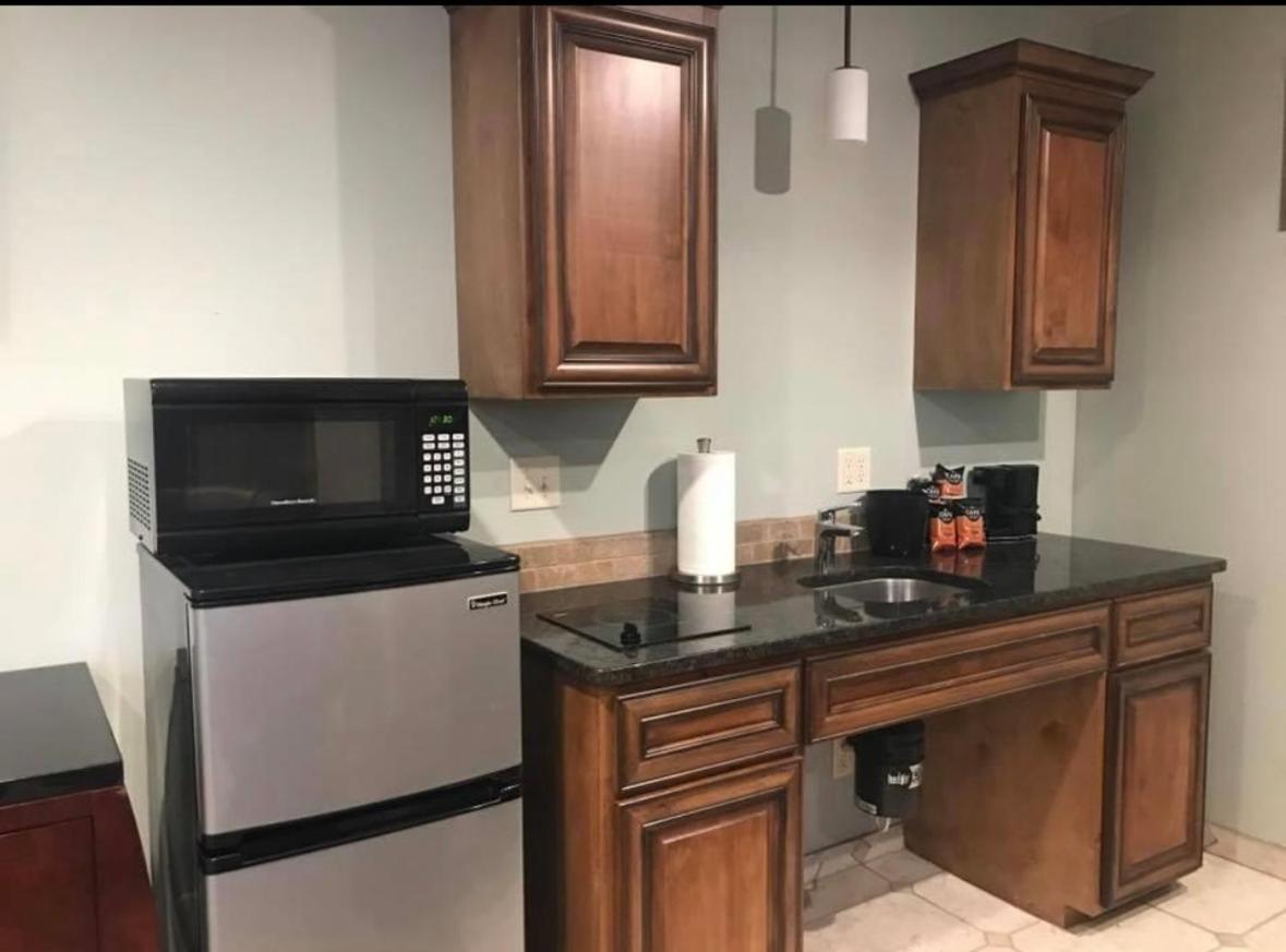 Baltzell Lodge Great Bend Εξωτερικό φωτογραφία